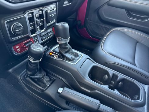 Used 2024 Jeep Wrangler Unlimited Rubicon 392 AWD/4WD image 25