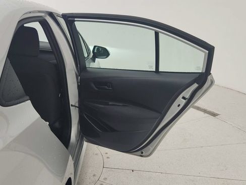 Used 2025 Toyota Corolla LE FWD image 26