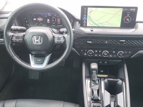 Used 2025 Honda Accord Touring image 30