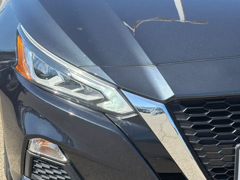 Used 2022 Nissan Altima 2.5 SV FWD image 17