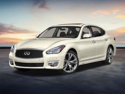 Used 2019 INFINITI Q70 L 3.7 w/ Sensory Package