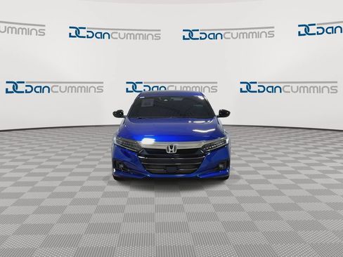Used 2021 Honda Accord Sport image 3