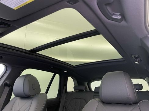 Used 2026 BMW X5 xDrive40i w/ M Sport Package AWD/4WD image 15