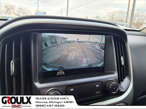 Used 2021 Chevrolet Colorado LT w/ Fleet Safety Package image 21