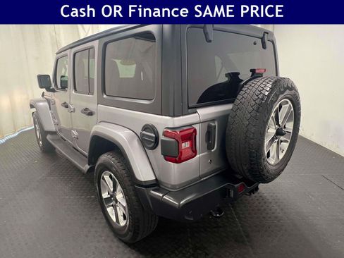 Used 2020 Jeep Wrangler Unlimited Sahara AWD/4WD image 11