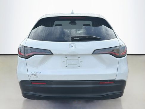 Used 2023 Honda HR-V LX image 4