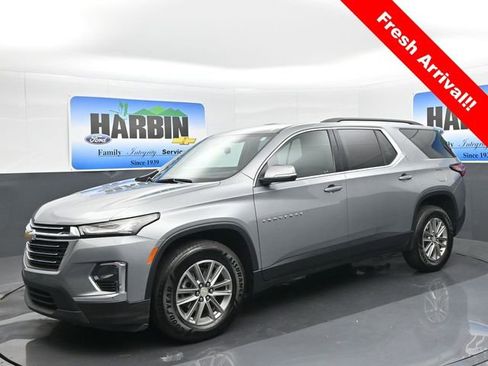 Used 2023 Chevrolet Traverse LT FWD image 1