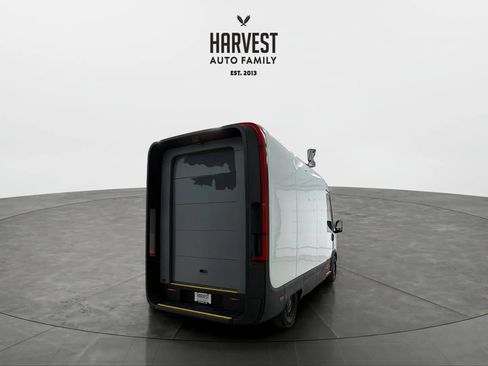 Used 2024 Rivian Delivery 500 FWD image 6