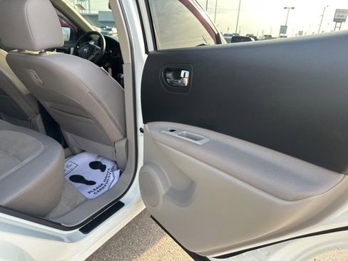 Used 2013 Nissan Rogue S w/ Special Edition Pkg image 15