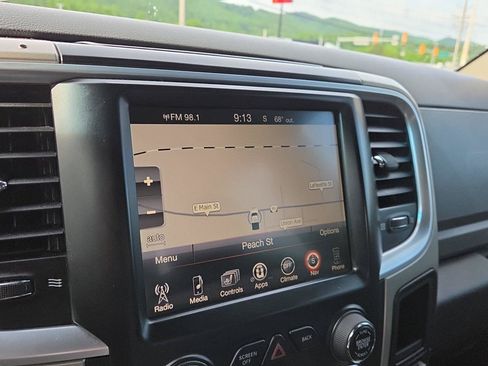 Used 2015 RAM 1500 Big Horn AWD/4WD image 30