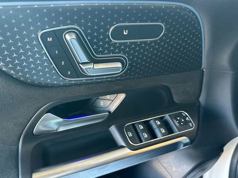 Certified 2025 Mercedes-Benz GLB 250 GLB 250 image 11