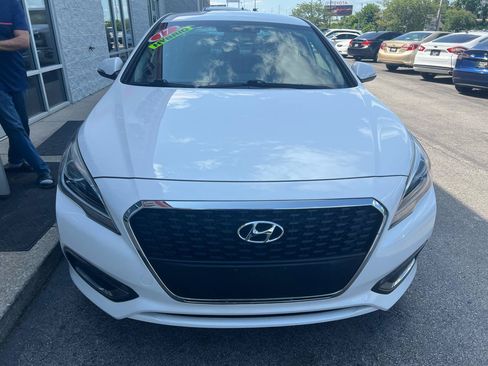Used 2017 Hyundai Sonata Limited FWD image 10