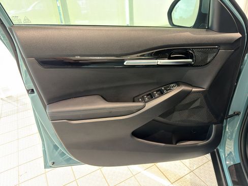 Used 2025 Kia Seltos EX image 13