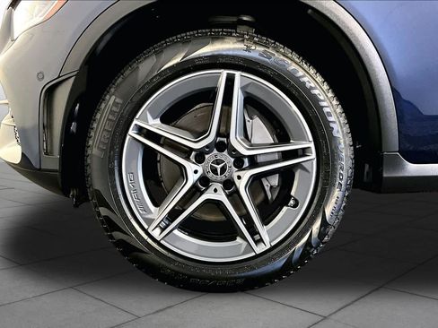 Certified 2021 Mercedes-Benz GLC 300 4MATIC image 11