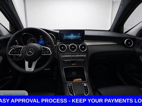 Used 2021 Mercedes-Benz GLC 300 w/ Premium Package image 11