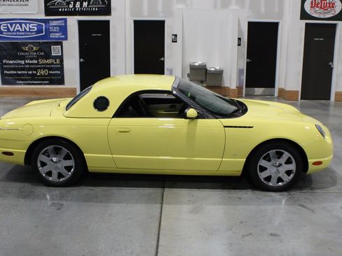 Used 2002 Ford Thunderbird RWD image 35