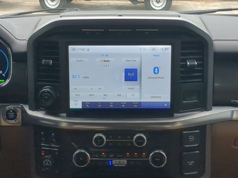 Certified 2022 Ford F150 Lariat w/ Max Trailer Tow Package AWD/4WD image 16