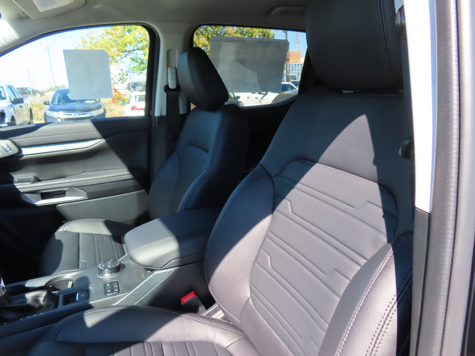 New 2026 Ford Ranger Lariat w/ Black Appearance Package AWD/4WD image 15
