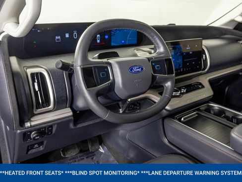 Used 2025 Ford Expedition Max Active image 4