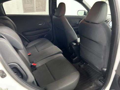 Used 2022 Honda HR-V Sport image 14