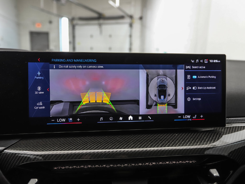 Used 2027 BMW M4 xDrive Competition AWD/4WD image 18