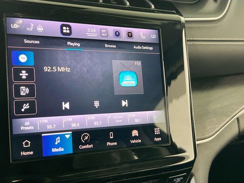 Used 2022 Jeep Grand Cherokee Limited image 14