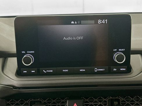 Used 2025 Honda Accord SE image 18