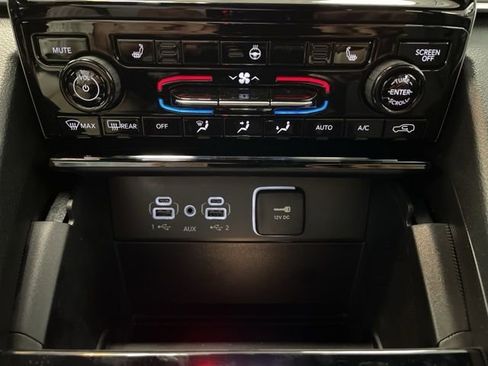 New 2025 Jeep Grand Cherokee L Limited w/ Black Appearance Package image 51