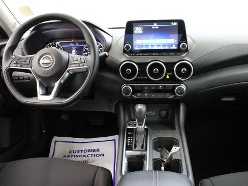 Certified 2025 Nissan Sentra SV FWD image 9