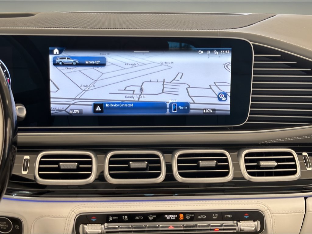Used 2025 Mercedes-Benz Maybach GLS 600 4MATIC image 29