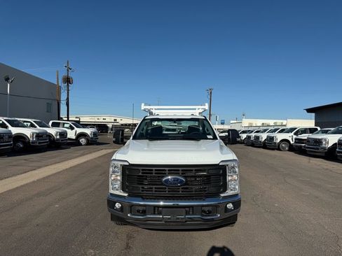 New 2026 Ford F250 XL w/ XL Chrome Package image 6