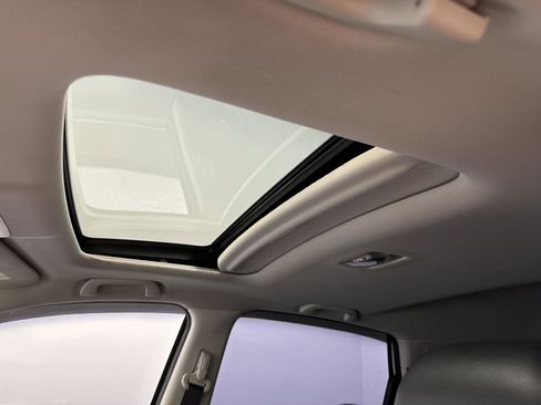 Used 2016 Honda CR-V Touring image 14