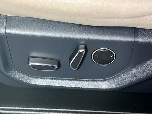 Used 2024 Ford Expedition Max Limited image 15