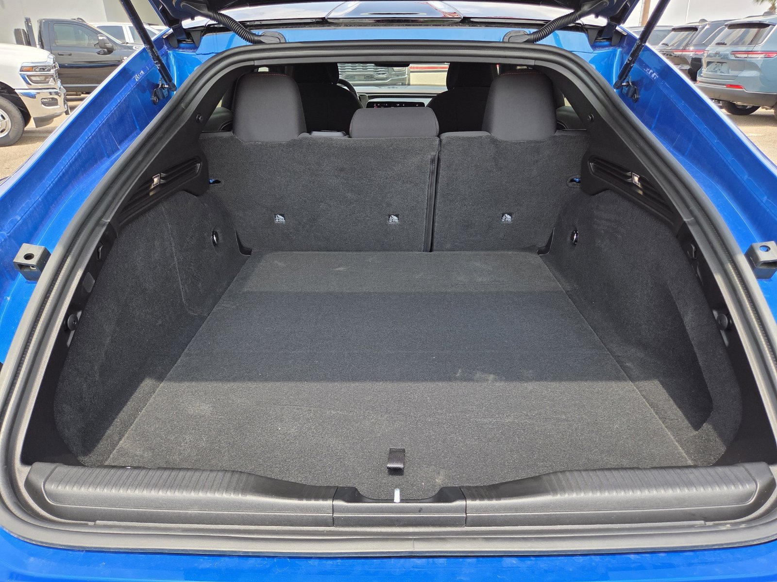 New 2026 Dodge Charger R/T w/ Blacktop Package AWD/4WD image 25