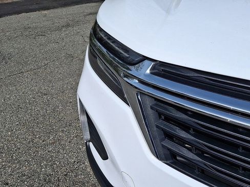 Used 2024 Chevrolet Equinox LT AWD/4WD image 14