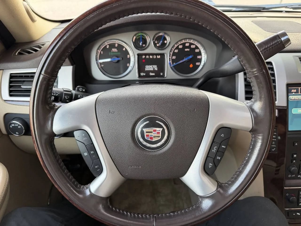 Used 2009 Cadillac Escalade 4WD Hybrid image 28