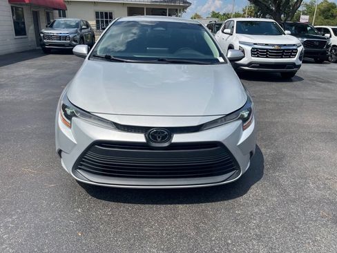 Used 2024 Toyota Corolla LE FWD image 8