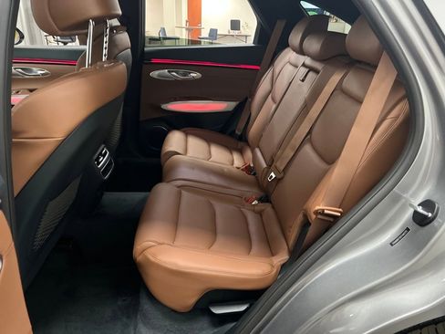 New 2026 Genesis GV70 2.5T Advanced image 25