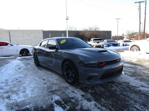 Used 2023 Dodge Charger Scat Pack image 4