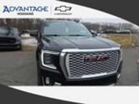 Used 2021 GMC Yukon XL Denali w/ Denali Premium Package image 1
