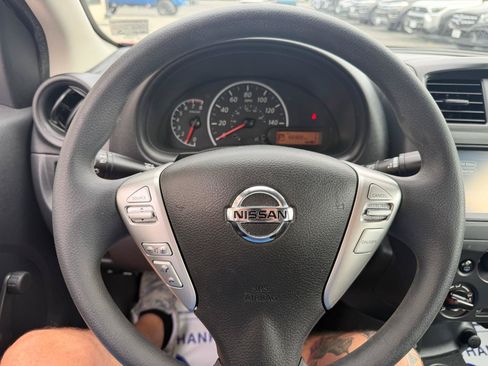 Used 2019 Nissan Versa S Plus FWD image 14