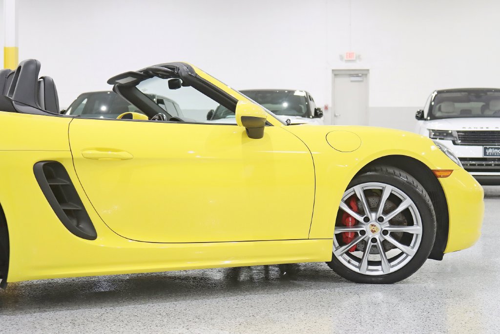 Used 2019 Porsche 718 Boxster S RWD image 13