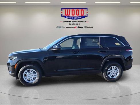 New 2025 Jeep Grand Cherokee Laredo image 7