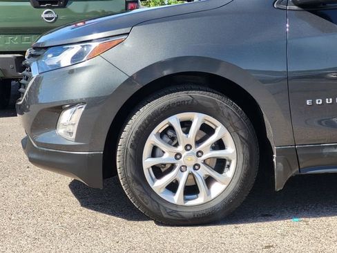 Used 2021 Chevrolet Equinox LS w/ LS Convenience Package FWD image 6