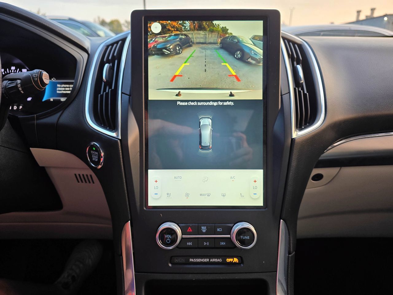 Used 2022 Ford Edge Titanium w/ Cargo Accessory Package AWD/4WD image 16
