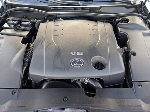 Used 2011 Lexus IS 250 w/ Premium Pkg Value Edition image 22