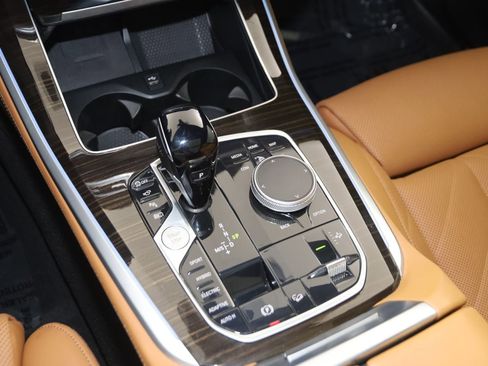 Used 2023 BMW X5 xDrive45e w/ M Sport Package image 34