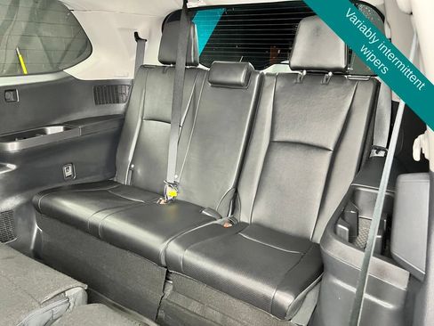 Used 2025 Toyota Grand Highlander AWD image 21