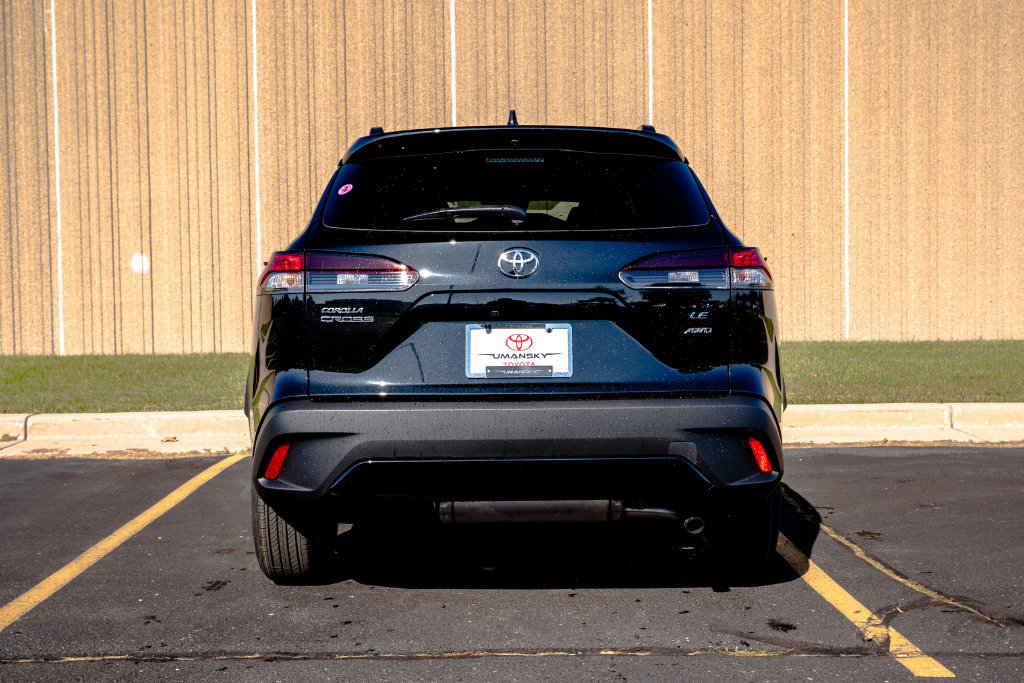 New 2026 Toyota Corolla Cross LE w/ Moonroof Package AWD/4WD image 8