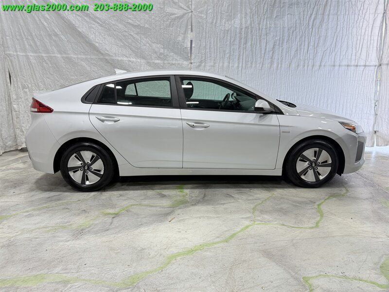 Used 2018 Hyundai Ioniq Blue FWD image 13
